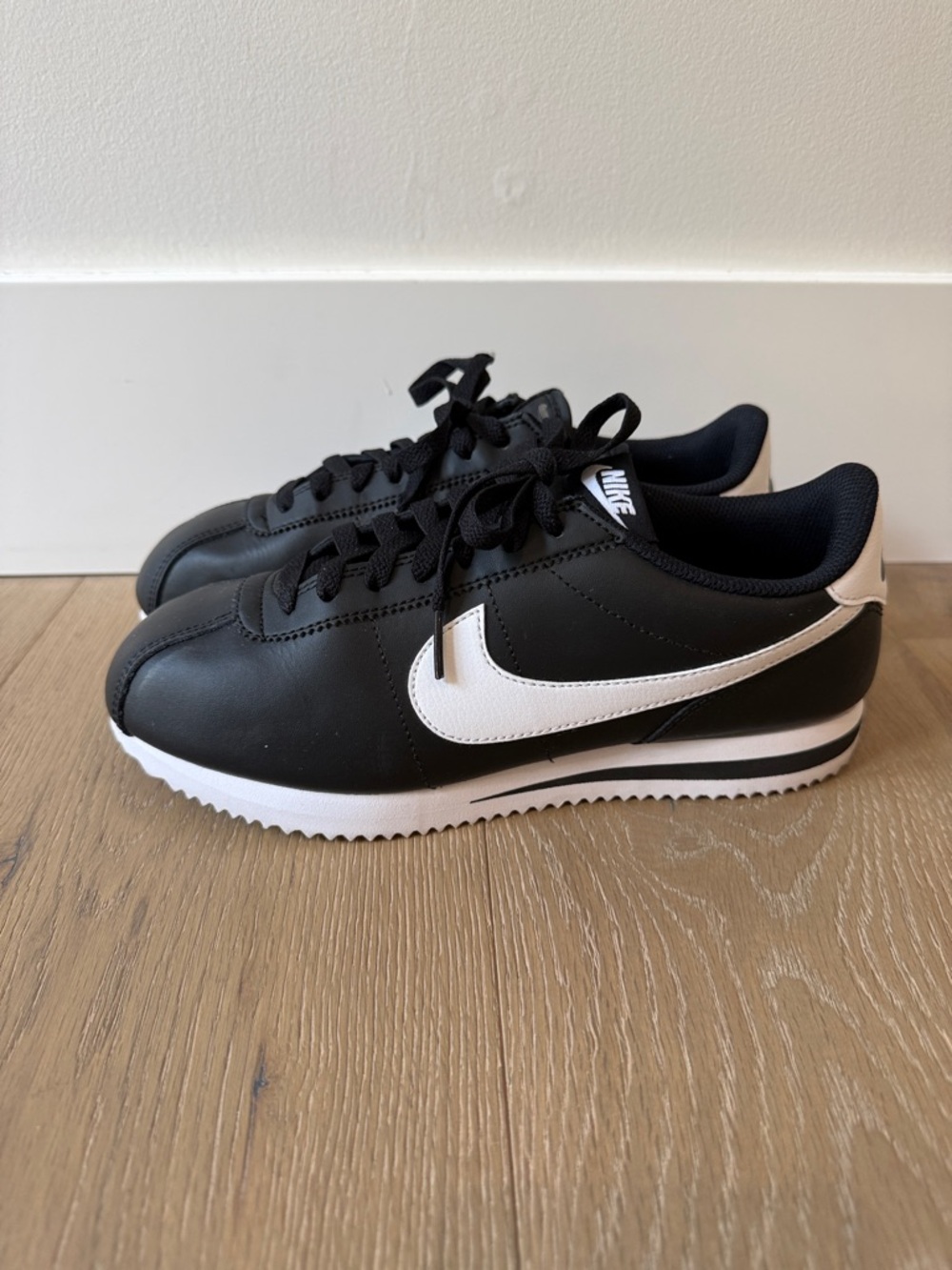 Nike Black and White Classic Cortez Style Sneakers, Size 8